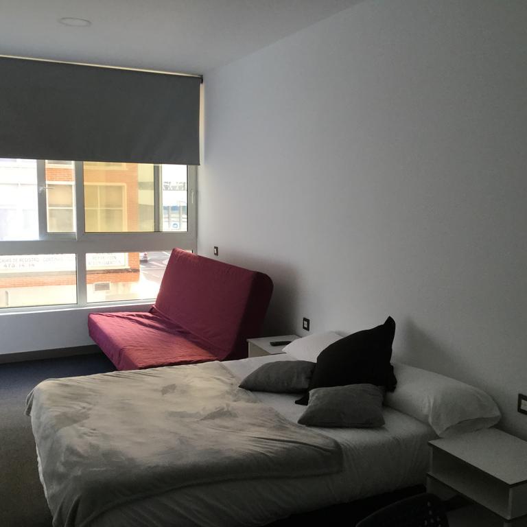 Room And Kitchen Билбао Екстериор снимка